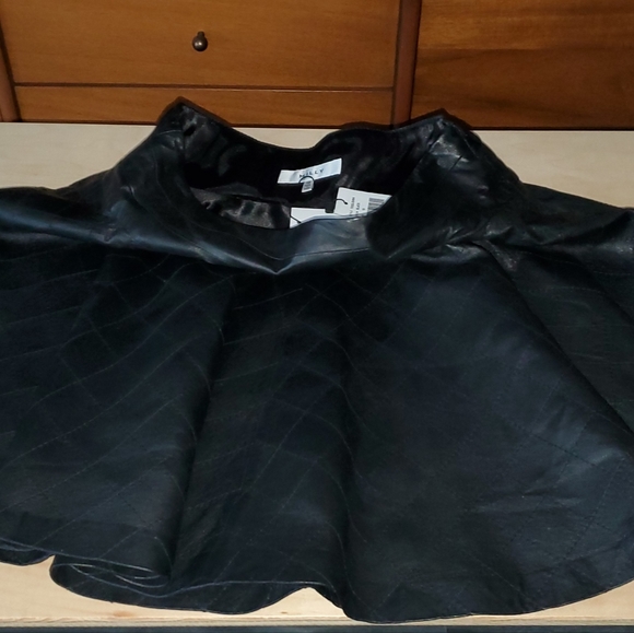 MILLY Delphine Quilted Fit Flare Leather Skirt - Picture 4 of 4